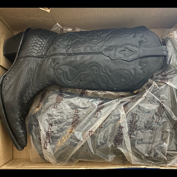 Genuine Leather Cowboy Corral Boots - Picture 3 of 8